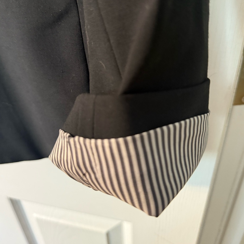 Women's Black Blazer by Banana Republic - Picture 3 of 6